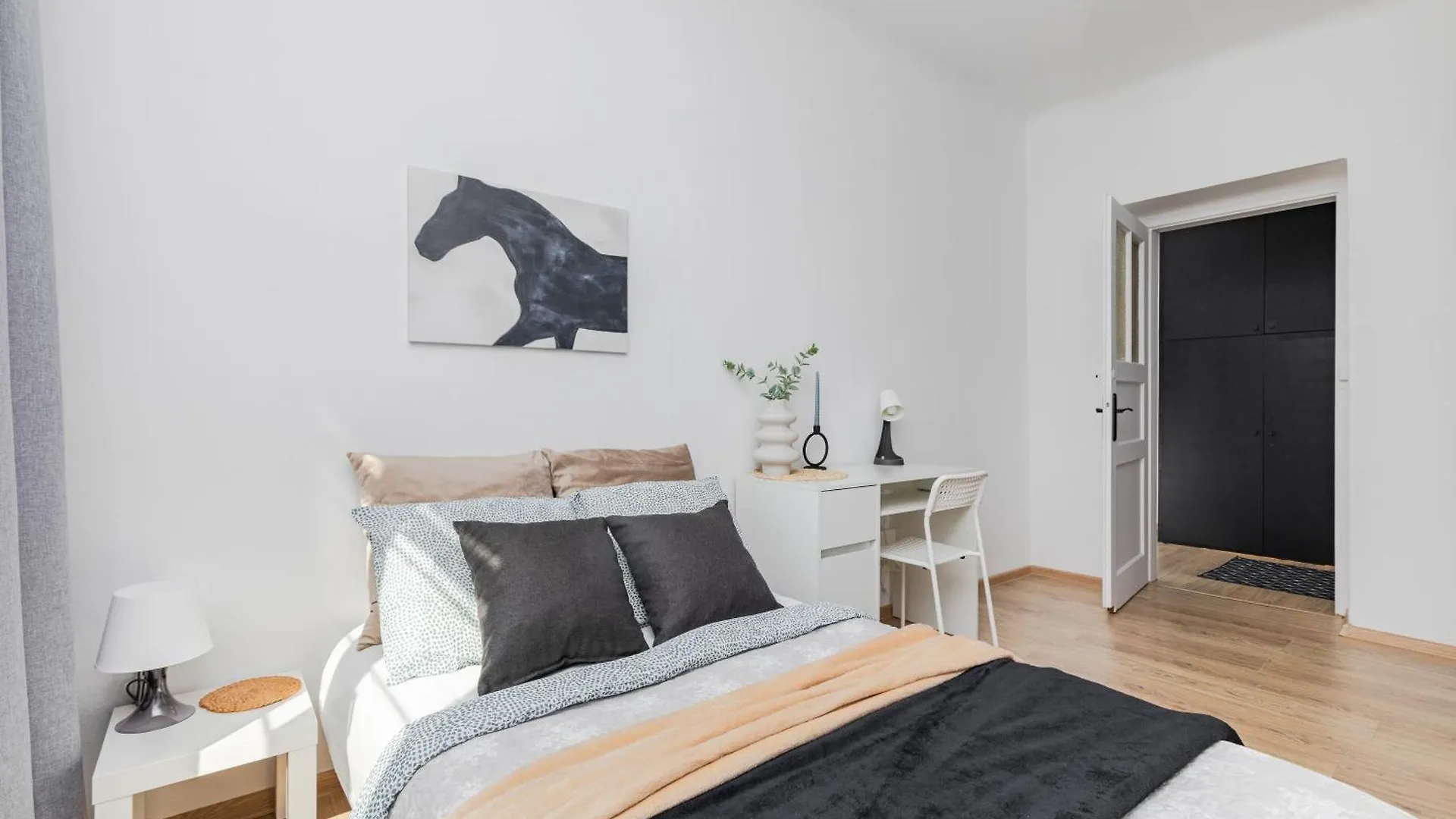 Apartment Mia Copernicus Science Center, Vistula River Warsaw